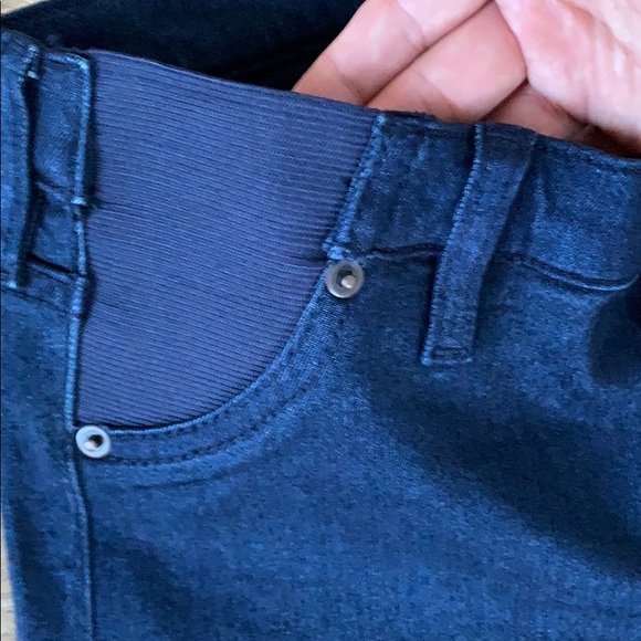 Ingrid & Isabel Navy Blue Maternity Jeans Sz 26 - Picture 3 of 5